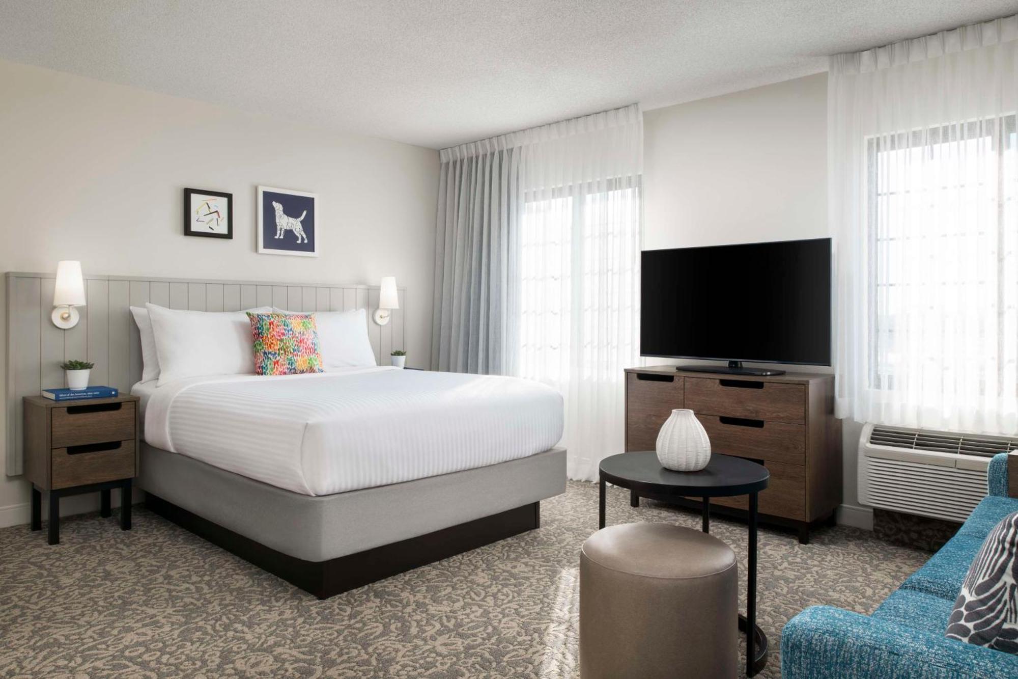 Sonesta Es Toronto 3*